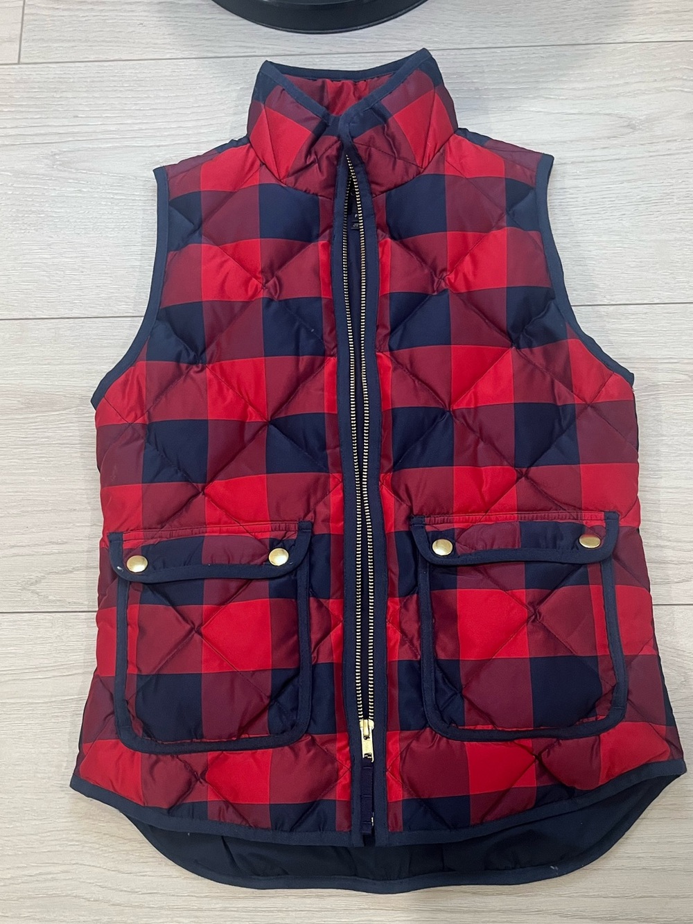 J.Crew Red and Navy Buffalo Plaid Quilted Vest women’s XXS